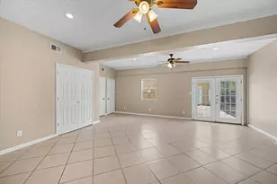 800 N San Jacinto, Conroe, TX 77301 - Photo 21