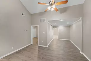 800 N San Jacinto, Conroe, TX 77301 - Photo 29