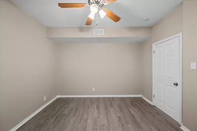 800 N San Jacinto #201, Conroe, TX 77301 - Photo 33