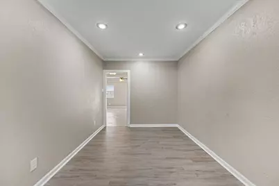 800 N San Jacinto #201, Conroe, TX 77301 - Photo 25