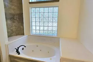 3214 E Cedar Hollow Dr, Pearland, TX 77584 - Photo 23