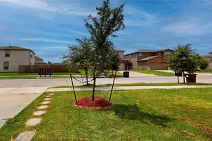 7047 Hobby Wind Ridge Dr, Houston, TX 77075 - Photo 3