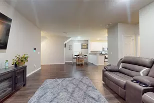 7047 Hobby Wind Ridge Dr, Houston, TX 77075 - Photo 9