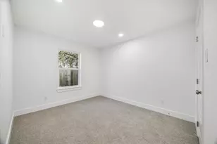 17818 Wild Oak Dr, Houston, TX 77090 - Photo 7