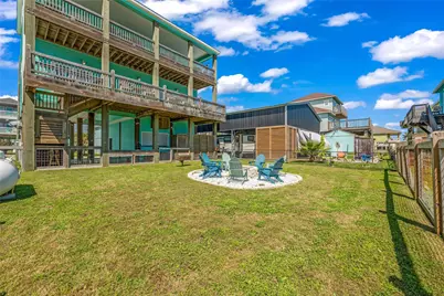 1978 Avenue I, Crystal Beach, TX 77650 - Photo 47