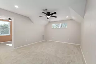 100 W Val Verde St, Brenham, TX 77833 - Photo 27