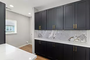 100 W Val Verde St, Brenham, TX 77833 - Photo 17