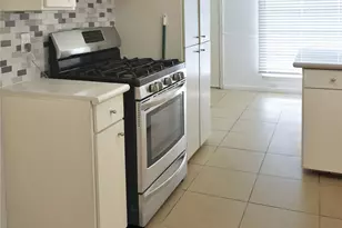 938 Greatwood Dr, Houston, TX 77013 - Photo 7