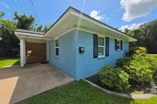 305 Miles Rd, Bacliff, TX 77518 - Photo 3