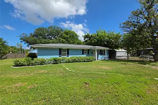 305 Miles Rd, Bacliff, TX 77518 - Photo 1
