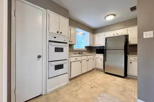 12819 Claygate Dr, Houston, TX 77047 - Photo 1