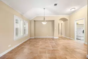 12818 Bridle Springs Ln, Houston, TX 77044 - Photo 11