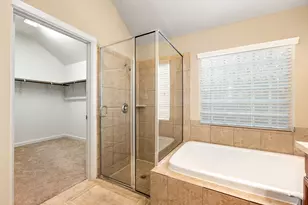 12818 Bridle Springs Ln, Houston, TX 77044 - Photo 27