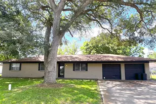 131 Walker Ave, Lolita, TX 77971 - Photo 1