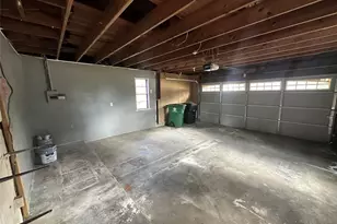 743 Voyager Dr, Houston, TX 77062 - Photo 13