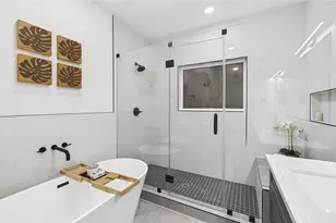 2726 Reynolds St, Houston, TX 77009 - Photo 37