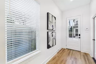 2726 Reynolds St, Houston, TX 77009 - Photo 5