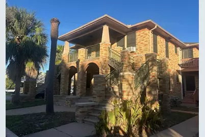 2428 Avenue 0 1/2 Street #2, Galveston, TX 77550 - Photo 1