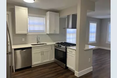 2428 Avenue 0 1/2 Street #2, Galveston, TX 77550 - Photo 9