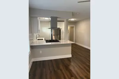 2428 Avenue 0 1/2 Street #2, Galveston, TX 77550 - Photo 3