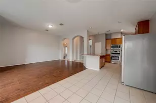 1807 Hidden Breeze Dr, Houston, TX 77049 - Photo 17