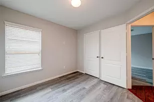 1807 Hidden Breeze Dr, Houston, TX 77049 - Photo 37