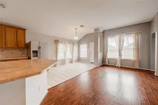 1807 Hidden Breeze Dr, Houston, TX 77049 - Photo 23