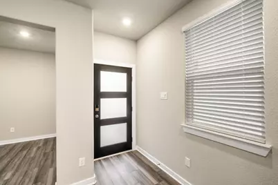 8209 Rising Stream Drive, Houston, TX 77063 - Photo 7