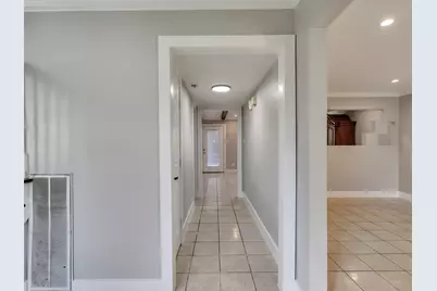 10819 Sagetrail Drive, Houston, TX 77089 - Photo 33