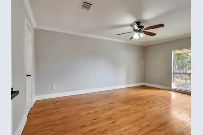 10819 Sagetrail Drive, Houston, TX 77089 - Photo 37