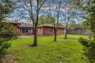 3400 Coachman Dr, Baytown, TX 77521 - Photo 23