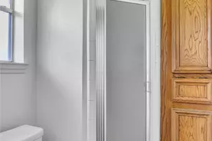 3400 Coachman Dr, Baytown, TX 77521 - Photo 17