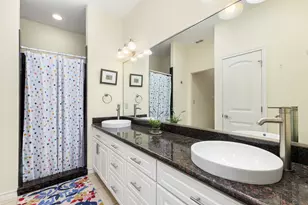 301 E Houston St, Port Isabel, TX 78578 - Photo 9