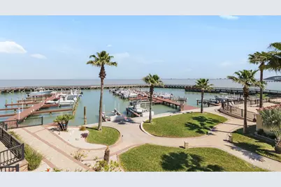 301 E Houston Street, Port Isabel, TX 78578 - Photo 17