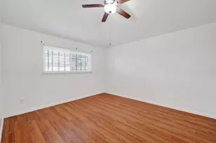 7230 Cabrina Ln, Houston, TX 77083 - Photo 5