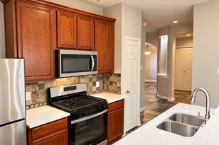 10911 Northam Dr, Tomball, TX 77375 - Photo 9