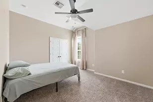2025 Coventry Bay Dr, Pearland, TX 77089 - Photo 29