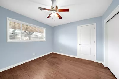 4002 Martinshire Drive, Houston, TX 77025 - Photo 21