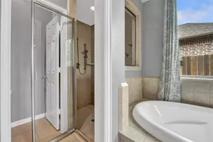 911 Ember Hills Ln, Friendswood, TX 77546 - Photo 27