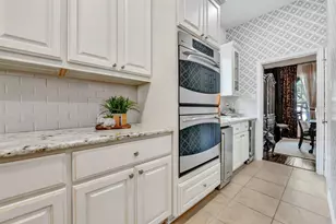 911 Ember Hills Ln, Friendswood, TX 77546 - Photo 11