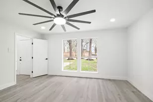 19431 Enchanted Oaks Dr, Spring, TX 77388 - Photo 7