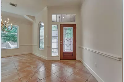66 S Castlegreen Circle, The Woodlands, TX 77381 - Photo 7