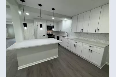 6407 Sandy Oaks Drive, Houston, TX 77050 - Photo 11