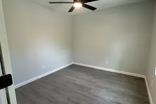 6407 Sandy Oaks Dr, Houston, TX 77050 - Photo 19