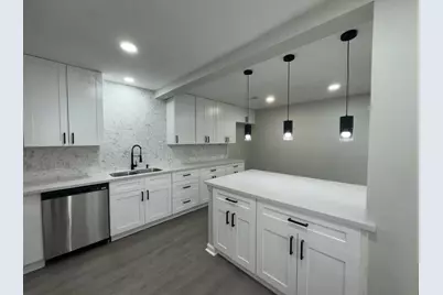 6407 Sandy Oaks Drive, Houston, TX 77050 - Photo 9