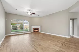 5719 Walkabout Way, Katy, TX 77450 - Photo 5