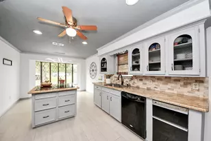 2514 Loganberry Cir, Seabrook, TX 77586 - Photo 13