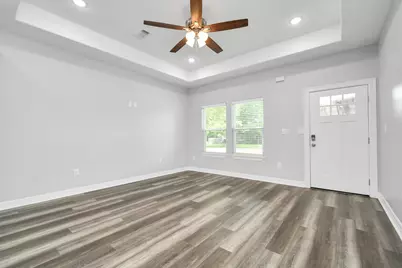 701 S Morgan Street, Angleton, TX 77515 - Photo 7
