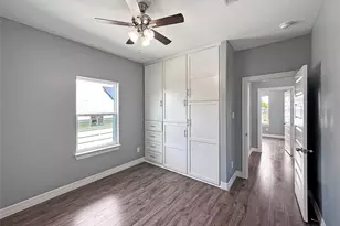 4309 K Ave, Galveston, TX 77550 - Photo 27
