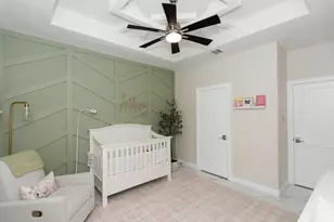 602 E Main St, La Porte, TX 77571 - Photo 11